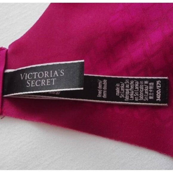 Victoria’s Secret® Lined Demi Bra Size 34DD - Picture 3 of 10